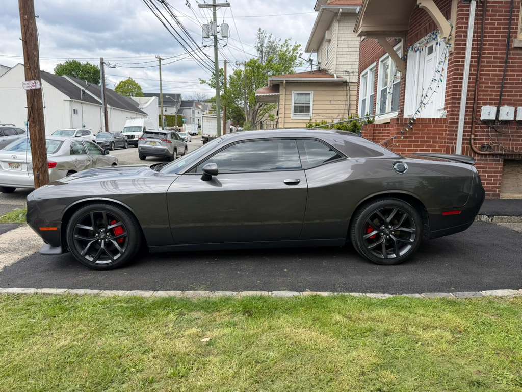Dodge Challenger - Caliper painting